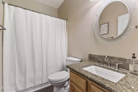 Bath - 2538 E Mine Creek Rd, Phoenix, AZ 85024 photo 1 of 5