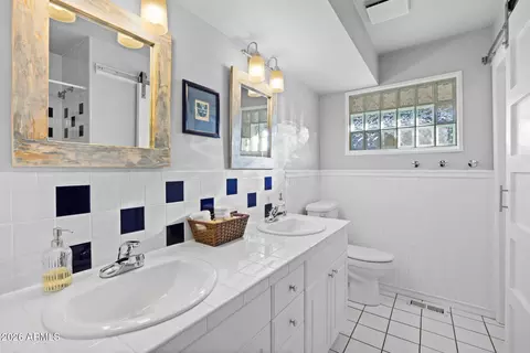 4209 E Patricia Jane Dr, Phoenix, AZ 85018 photo 25