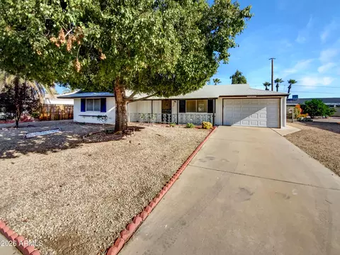 11807 N Thunderbird Rd, Sun City, AZ 85351