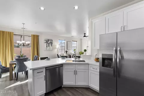 1433 N 80th Ln, Phoenix, AZ 85043