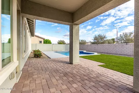 Exterior - 10349 E Wavelength Ave, Mesa, AZ 85212 photo 6 of 13