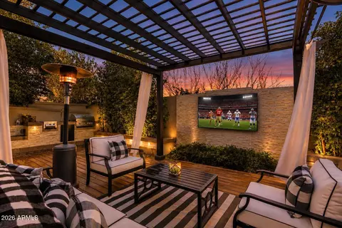 6701 N Scottsdale Rd #24, Scottsdale, AZ 85250