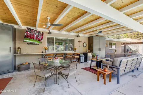 Exterior - 7119 N 6th Ave, Phoenix, AZ 85021 photo 3 of 7