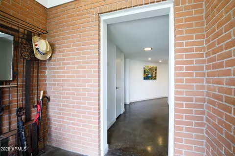 Entry Way - 7119 N 6th Ave, Phoenix, AZ 85021 photo 1 of 2