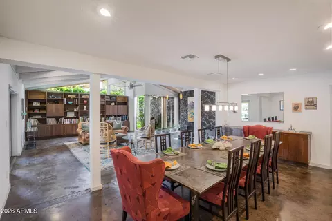 Dining - 7119 N 6th Ave, Phoenix, AZ 85021 photo 1 of 2