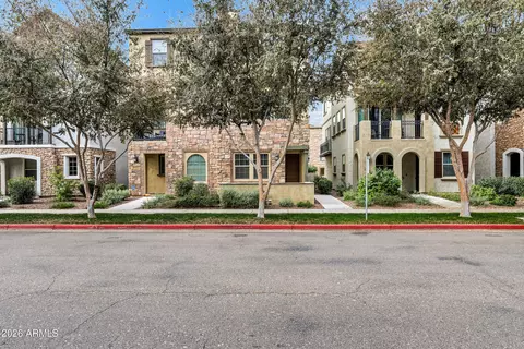 2743 S Balsam Dr, Gilbert, AZ 85295