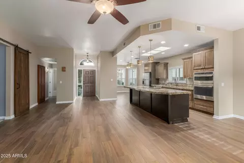 4217 E Altadena Ave, Phoenix, AZ 85028 photo 7