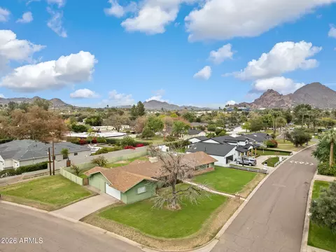 View/Area - 3502 E Pasadena Ave, Phoenix, AZ 85018 photo 3 of 6
