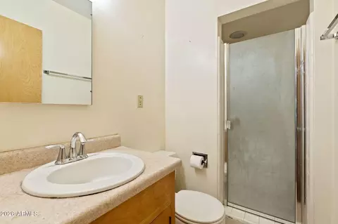 Bath - 3502 E Pasadena Ave, Phoenix, AZ 85018 photo 4 of 4