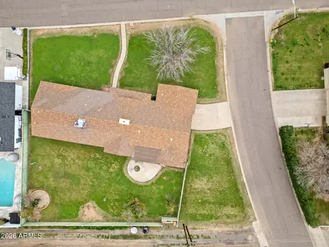 View/Area - 3502 E Pasadena Ave, Phoenix, AZ 85018 photo 6 of 6