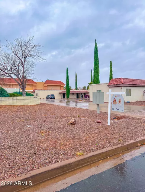 1936 Paseo De La Luna -- #13, Sierra Vista, AZ 85635