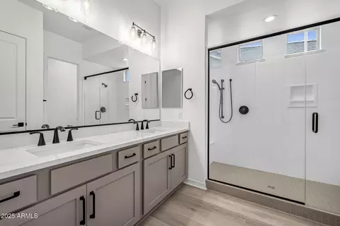 Bath - 4252 E Bernice St, Gilbert, AZ 85295 photo 1 of 2