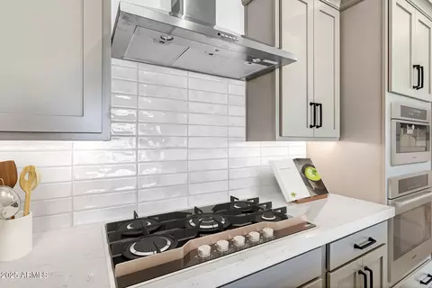 Kitchen - 4252 E Bernice St, Gilbert, AZ 85295 photo 5 of 7