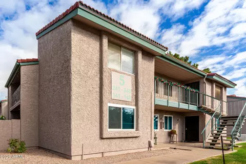 623 W Guadalupe Rd #141, Mesa, AZ 85210