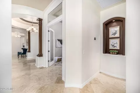 Entry Way - 344 E Bridle Ct, Gilbert, AZ 85295 photo 5 of 6