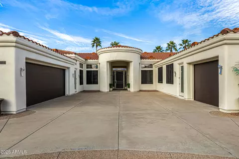 Exterior - 344 E Bridle Ct, Gilbert, AZ 85295 photo 4 of 35