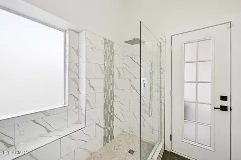 Bath - 6560 E Saddleback St, Mesa, AZ 85215 photo 2 of 4