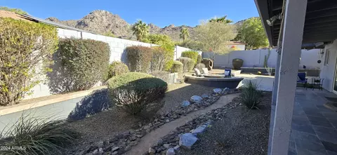 2237 E Nicolet Ave, Phoenix, AZ 85020 photo 4