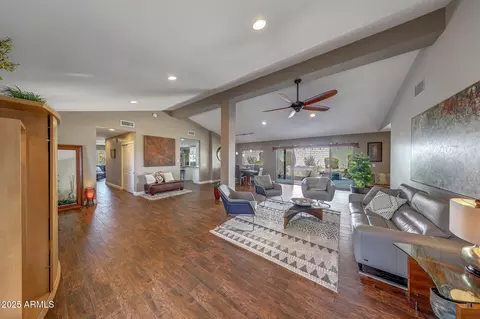 2237 E Nicolet Ave, Phoenix, AZ 85020 photo 12