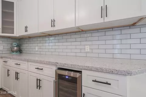 Kitchen - 523 W Coolidge St, Phoenix, AZ 85013 photo 5 of 6