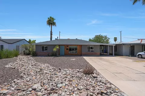 Exterior - 523 W Coolidge St, Phoenix, AZ 85013 photo 3 of 9