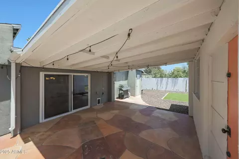 Exterior - 523 W Coolidge St, Phoenix, AZ 85013 photo 5 of 9