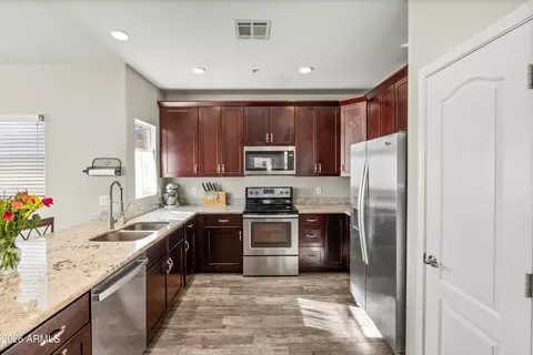 Kitchen - 7726 E Baseline Rd #247, Mesa, AZ 85209 photo 2 of 3