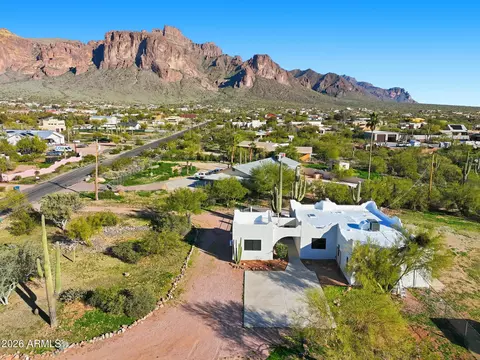4979 E Pioneer St, Apache Junction, AZ 85119 photo 5
