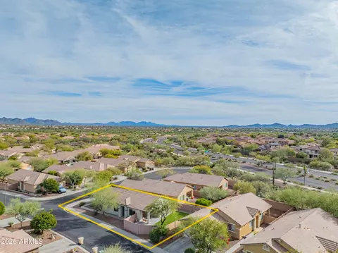 40130 N Thunder Hills Ct, Phoenix, AZ 85086