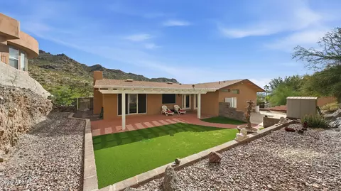 Exterior - 2346 E Orangewood Ave, Phoenix, AZ 85020 photo 5 of 6