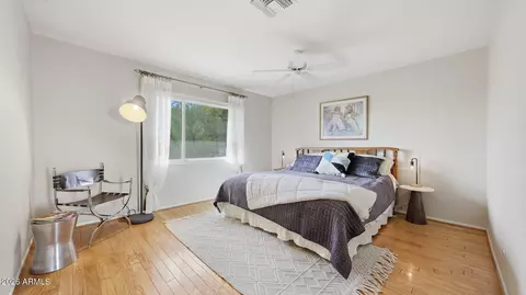 Bedroom - 2346 E Orangewood Ave, Phoenix, AZ 85020 photo 2 of 4