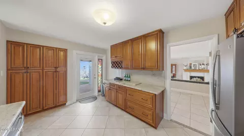 Other - 2346 E Orangewood Ave, Phoenix, AZ 85020 photo 6 of 13