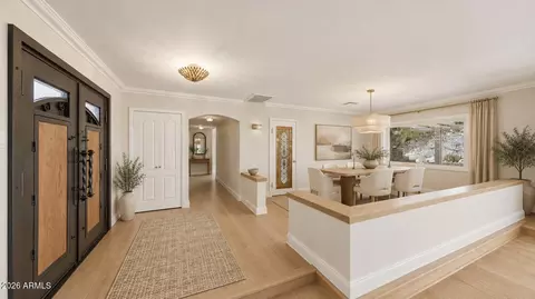 Entry Way - 2346 E Orangewood Ave, Phoenix, AZ 85020 photo 3 of 6