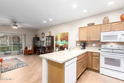 Kitchen - 10960 E Monte Ave #279, Mesa, AZ 85209 photo 2 of 2
