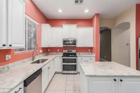 Kitchen - 4364 E Marshall Ct, Gilbert, AZ 85297 photo 3 of 4