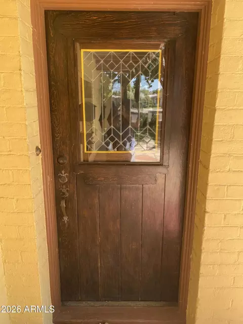 Exterior - 520 E Orange Dr, Phoenix, AZ 85012 photo 3 of 3