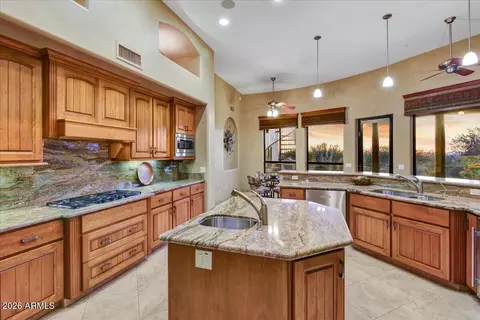 Kitchen - 822 S Broadway Ln, Apache Junction, AZ 85119 photo 2 of 2