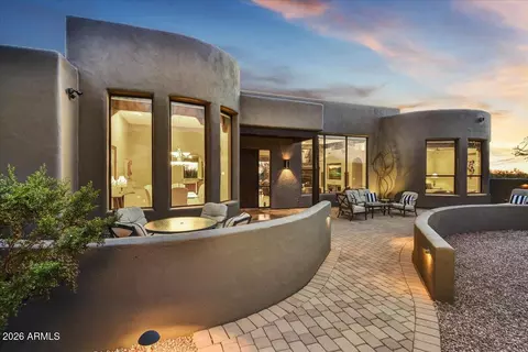822 S Broadway Ln, Apache Junction, AZ 85119