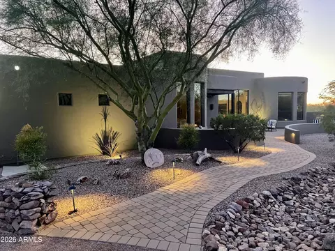 Exterior - 822 S Broadway Ln, Apache Junction, AZ 85119 photo 12 of 12