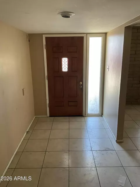 7534 N 48th Ave, Glendale, AZ 85301
