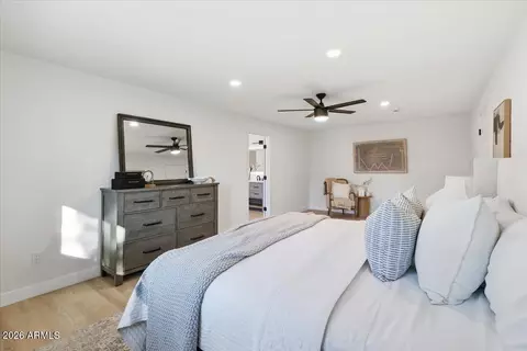 Bedroom - 4210 N 18th Ave, Phoenix, AZ 85015 photo 3 of 5