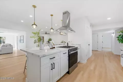 Kitchen - 4210 N 18th Ave, Phoenix, AZ 85015 photo 1 of 7