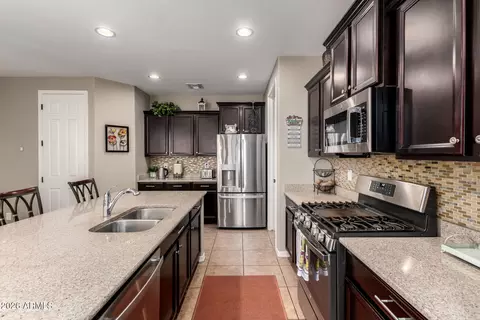 Kitchen - 3836 E Gideon Way, Gilbert, AZ 85296 photo 2 of 3