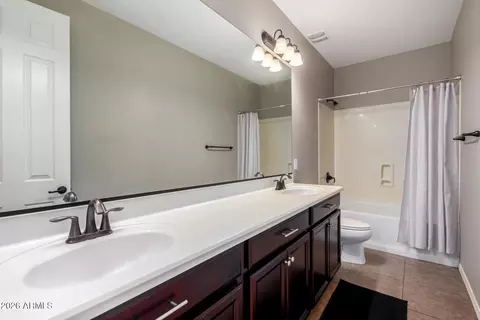 Bath - 3836 E Gideon Way, Gilbert, AZ 85296 photo 5 of 6
