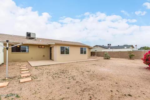 Exterior - 1818 W 15th Ln, Apache Junction, AZ 85120 photo 5 of 7