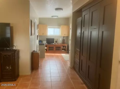 400 N Plaza Dr #8, Apache Junction, AZ 85120 photo 12