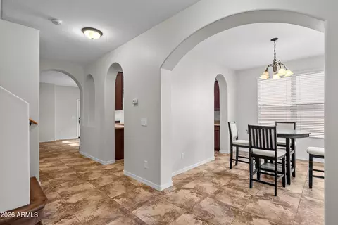Entry Way - 955 S Henry Ln, Gilbert, AZ 85296 photo 2 of 8