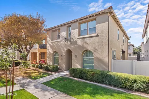 Exterior - 955 S Henry Ln, Gilbert, AZ 85296 photo 7 of 7