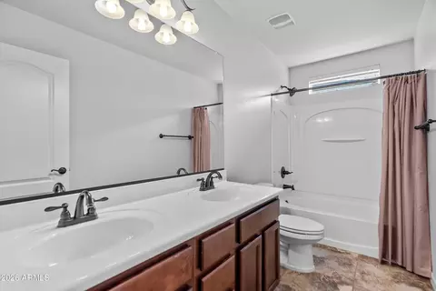 Entry Way - 955 S Henry Ln, Gilbert, AZ 85296 photo 8 of 8