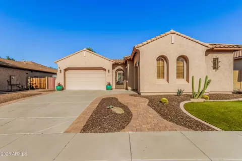 5606 W Desperado Way, Phoenix, AZ 85083